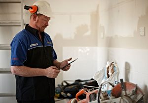 Plumber With Tablet Lake Macquarie