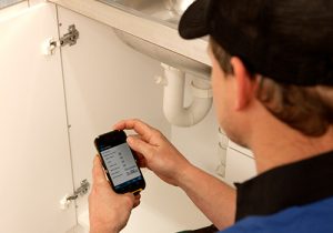 Plumber With Smart Phone