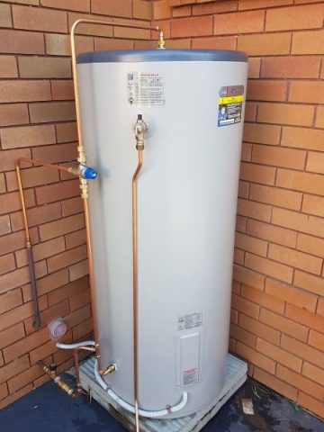 New Water Tank Installed | Plumbing and Electrical New Water Tank Installed | Plumbing and Electrical